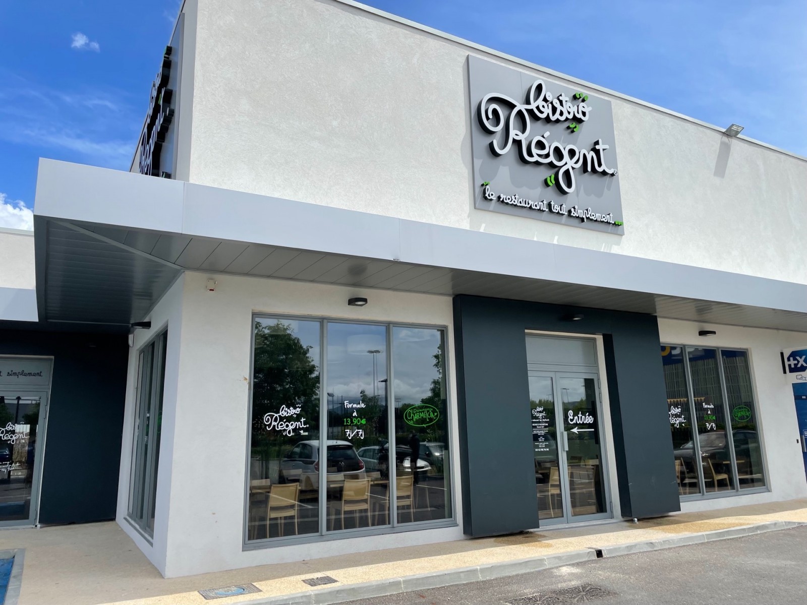 Installation d’une alarme anti intrusion avec caméra en 4K et son contrôle d’accès dans un restaurant à Aubagne