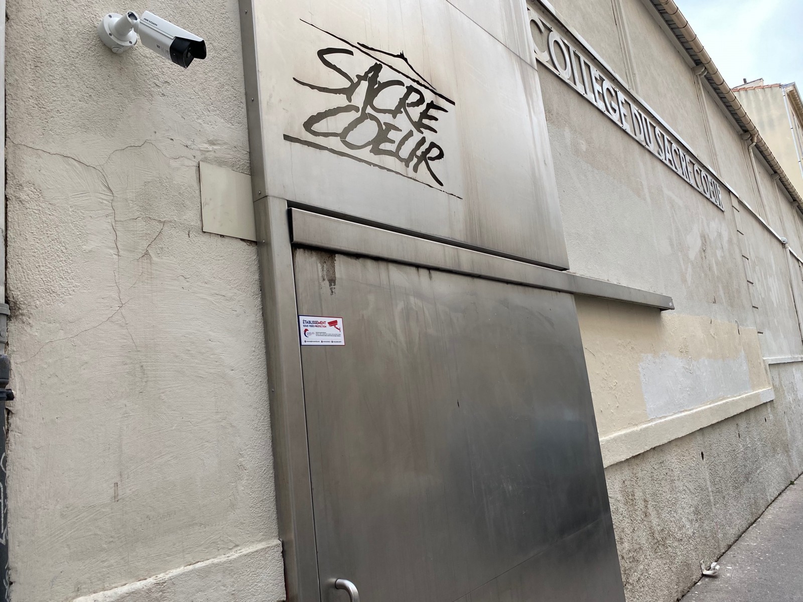 Installation d’un système de caméra de vidéo protection dans un établissement scolaire