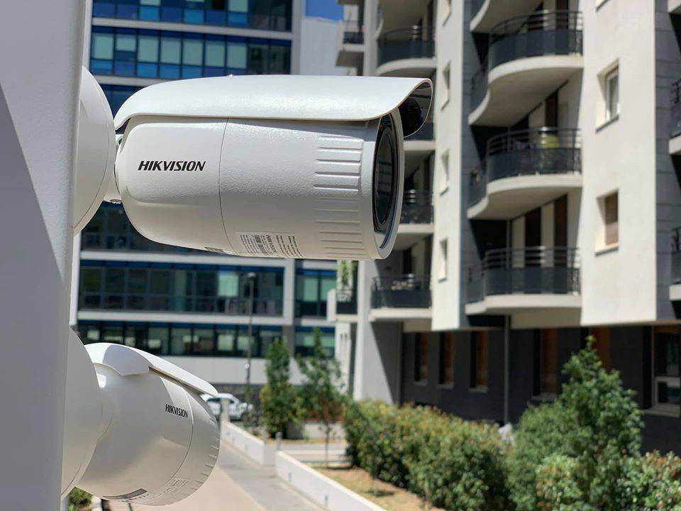 Sécurisation et gestion des accès véhicules via vidéo protection dans les copropriétés