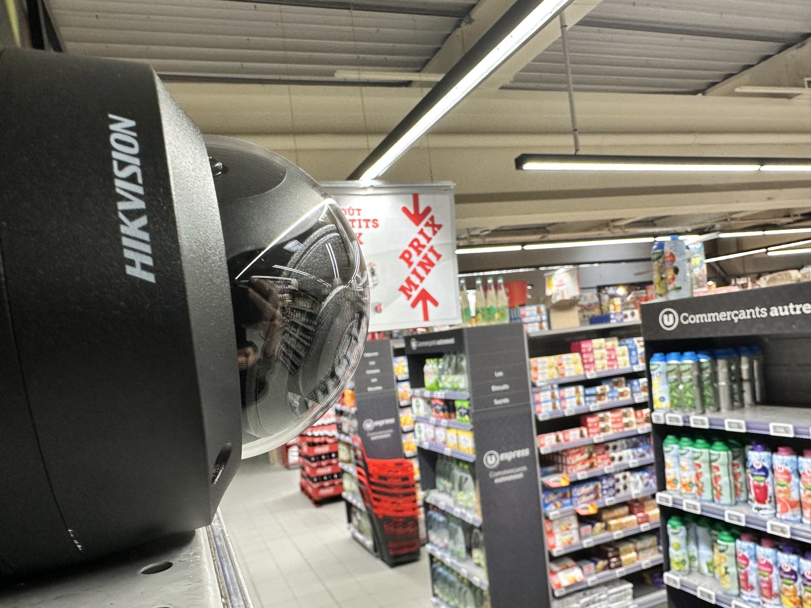 installation de notre partenaire U Express avec 59 caméras de vidéosurveillance Full 4k 