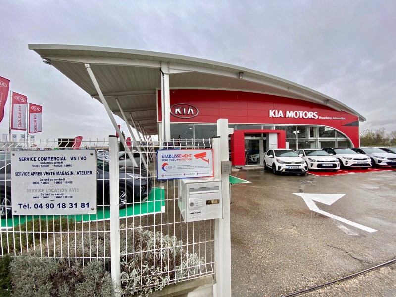 Installation d’un système de caméras de vidéo protection pour un professionnel de l’automobile sur Arles